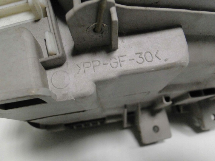 фото №10, Mercedes c w202 202 лампа ліва h1 колекціонер