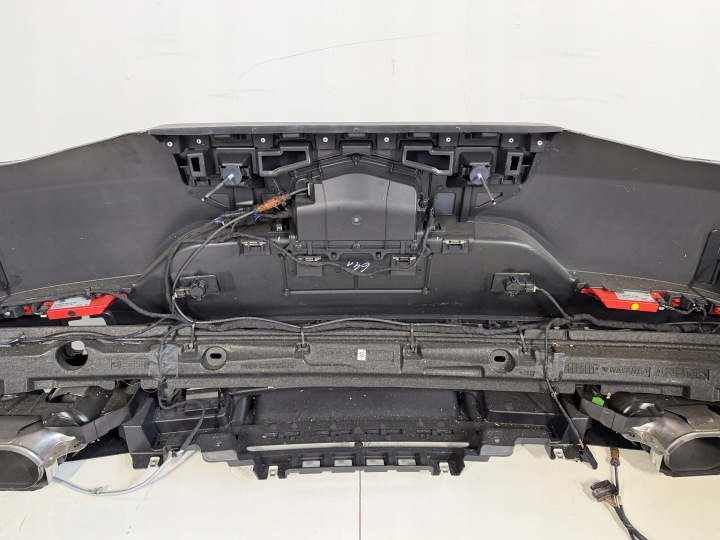 фото №12, Mercedes amg gt 4 door купе 4.3 5.3 amg w290 a290 бампер задній  оригінальна запчастина