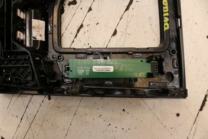 фото №7, Рамка панель коробки передач skoda kodiaq автомат