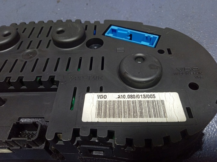 фото №8, Seat toledo ii 2.3 vr5 приборы спидометр eu 1m0920820c