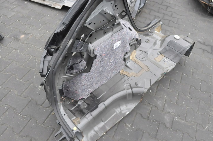 фото №7, Ford focus mk4 рестайлінг 2023r хетчбек чверть крило обшивка ліве зад