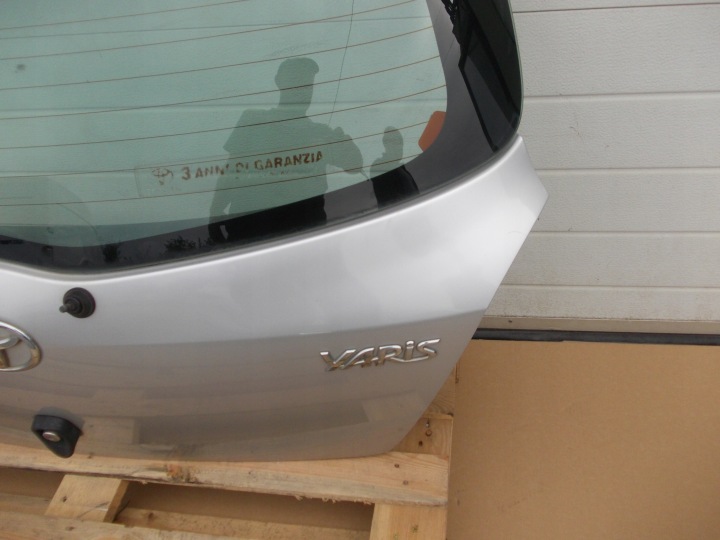 фото №13, Крышка багажника зад toyota yaris ii 2