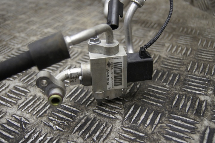 фото №7, W212 e-klasa рестайлінг 2.2 дроти кондиціонера