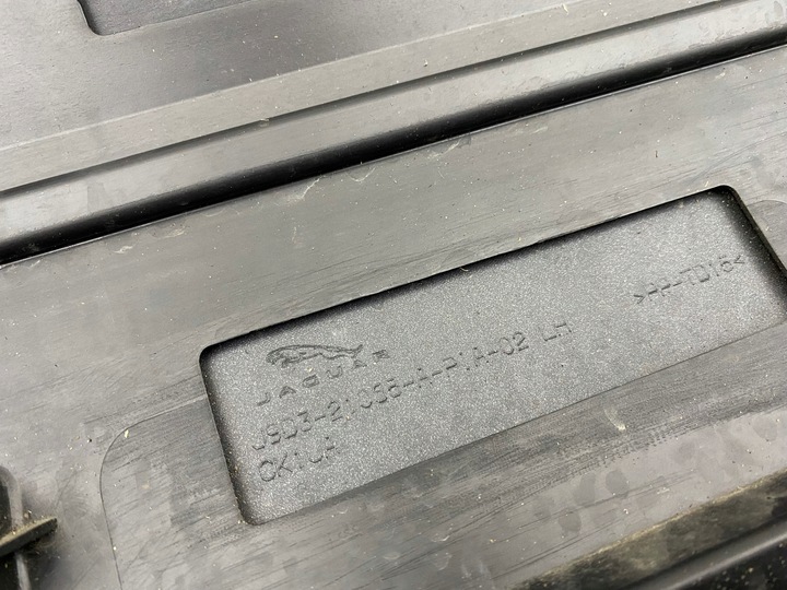 фото №8, Jaguar i-pace ліва планка двері перед 18-