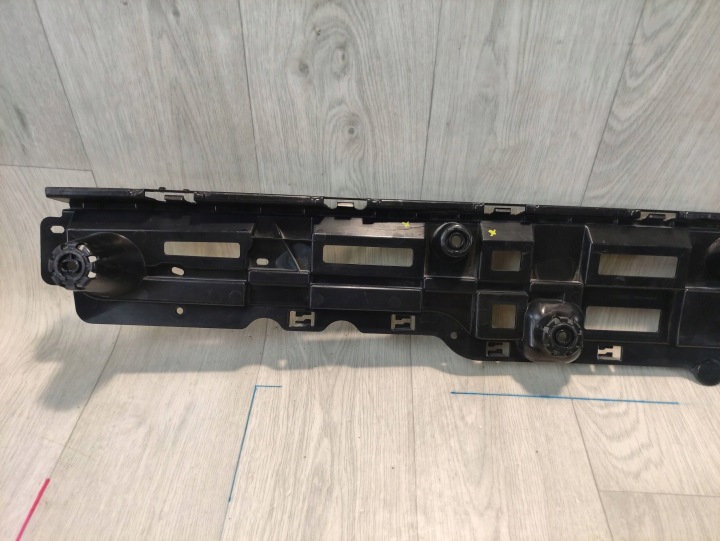 фото №7, Bmw xm g09 кронштейн   бампера середній зад 9450903