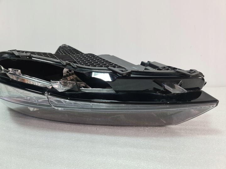 фото №13, Skoda superb 3 iii рестайлинг 19- лампа передняя левая полный led crystal 3v1941015c