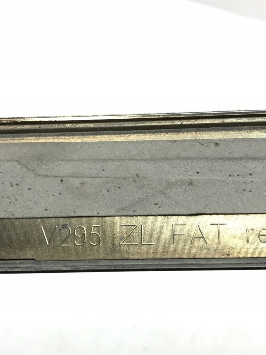 фото №12, Молдинг дверь накладка зад mercedes v295 eqs