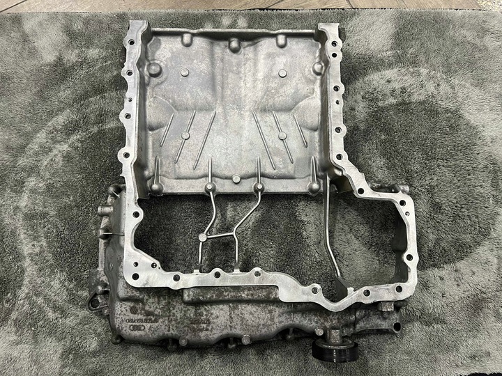 фото №1, Audi 2.9 3.0 tfsi dec поддон масла 06m103805af