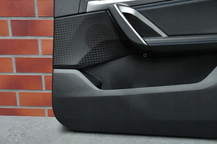 фото №5, Оббивка боковина двері праві права перед bmw x2 u10 harman синя нитка