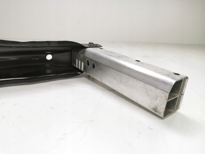 фото №9, Балка бампера зад audi a4 2008- oem номер 8k0807332a