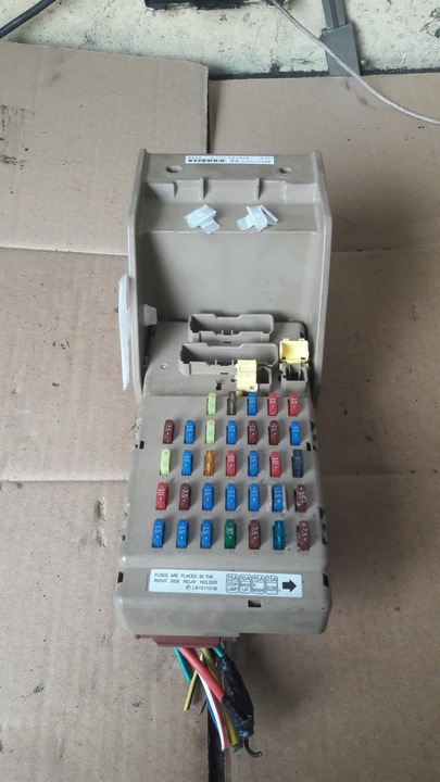 фото №1, Коробка запобіжників subaru оригінальний номер 82201fg010