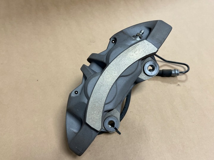 фото №1, Audi q5 80a супорт гальмівний перед 80a615106ab