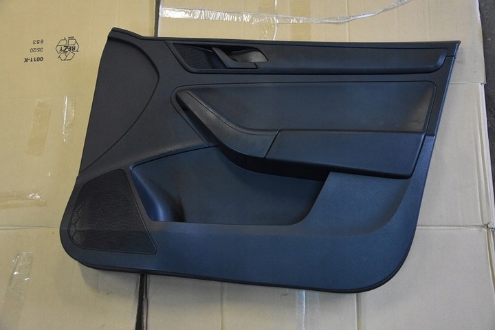 фото №1, Skoda rapid обивка дверь