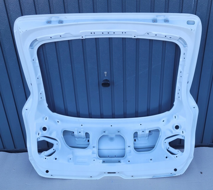 фото №8, Крышка багажника зад задняя hyundai i30 iii fastback