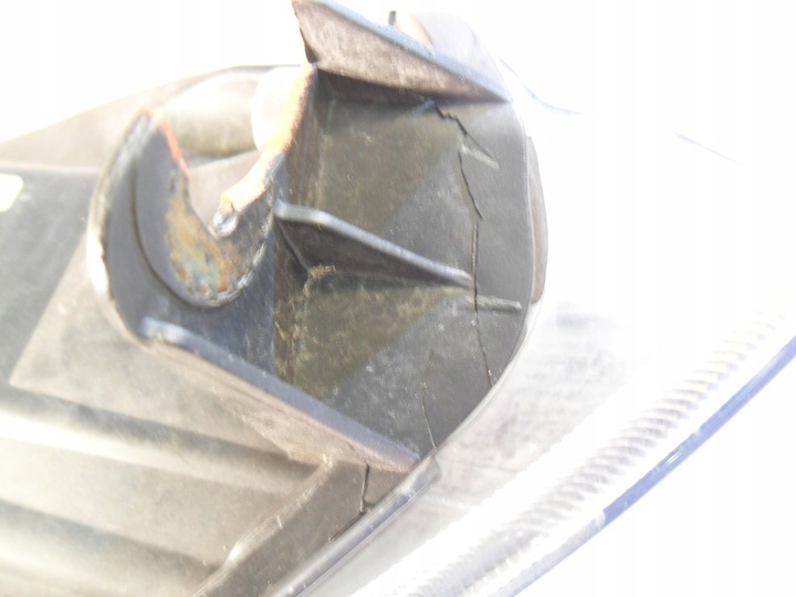 фото №16, Ford fiesta mk6 04- фара правий перед