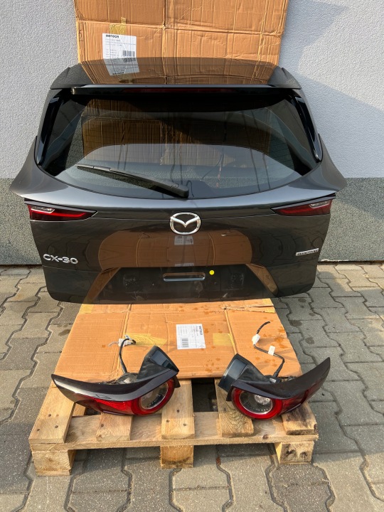 фото №10, Mazda cx-30 крышка багажника бампер год 2021 цвет 46g