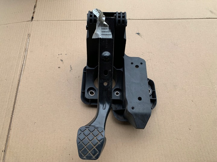 фото №1, Педаль тормоза 6r1721058 polo 6r ibiza iv оригинал исправный