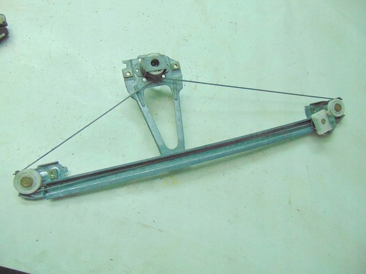 фото №4, Mercedes w124 95r подъемник стекла правый зад