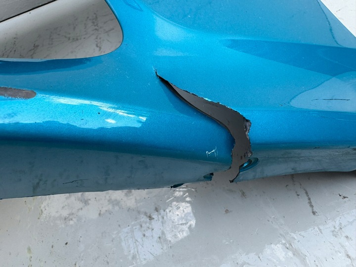 фото №10, Toyota prius prime 16r- кутник бампера лівий перед переднє 52113-47090