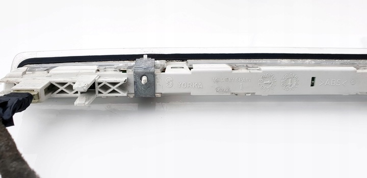 фото №13, Opel vectra c рестайлінг sedan світло сплав білий світлий задні кришки na 2 пластини