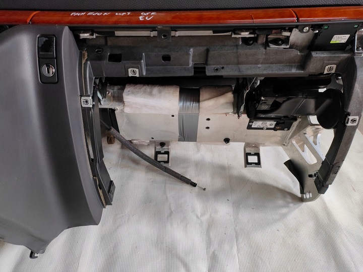 фото №9, Vw phaeton панель консоль европа