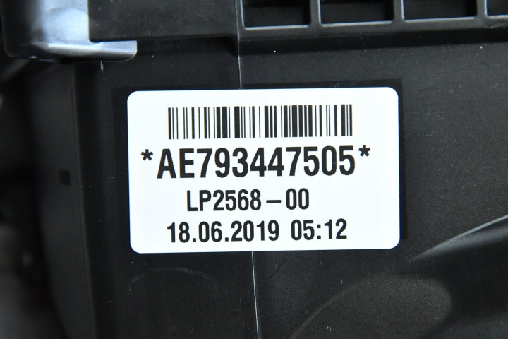 фото №5, Корпус фильтра расходомер bmw 5 g30 g31 7 g11 g12 8 g14 g15 g16 7934475