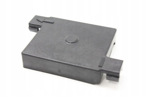 фото №1, Накладка замикач троси капота перед porsche maca