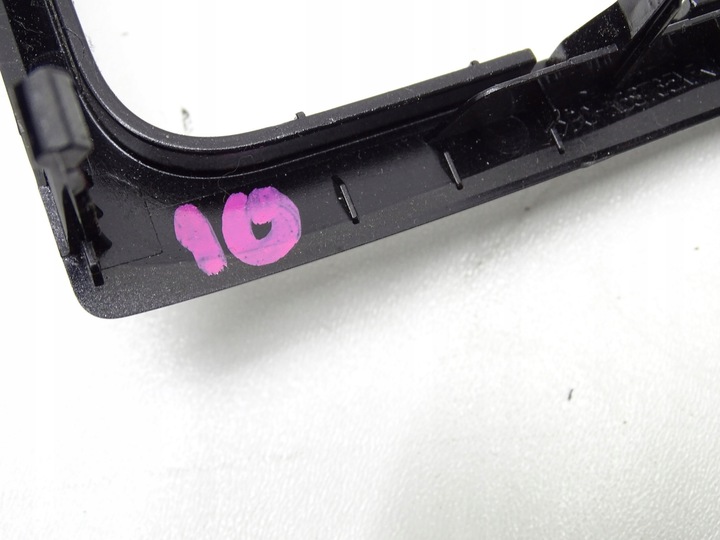 фото №6, Рамка панель радио 5c2858105 vw new beetle 5c ii 11-17r uk