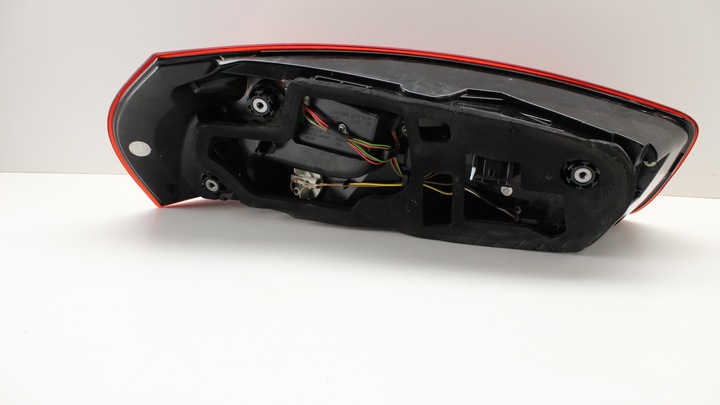 фото №9, Citroen c4 picasso - лампа задня права led 2013+