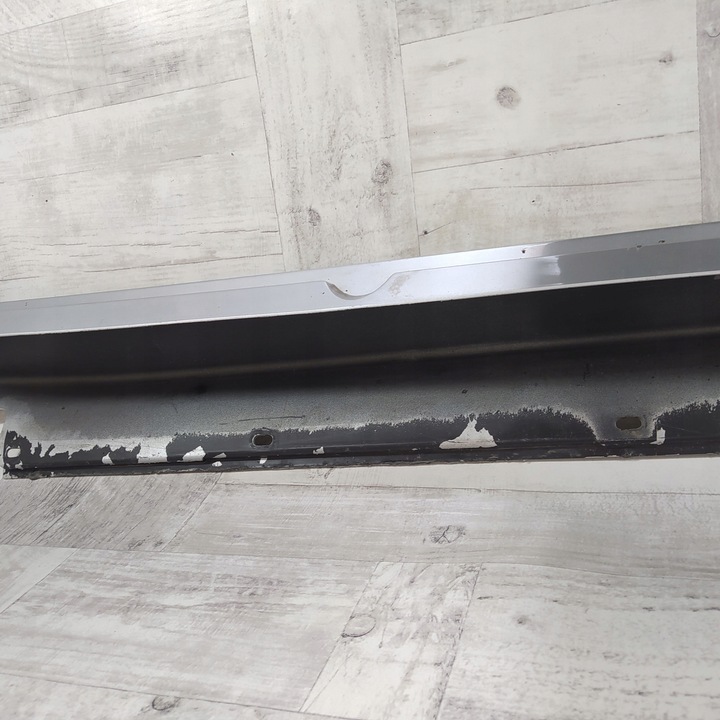 фото №12, Bmw e60 e61 поріг ліва планка накладка порогова 7033759