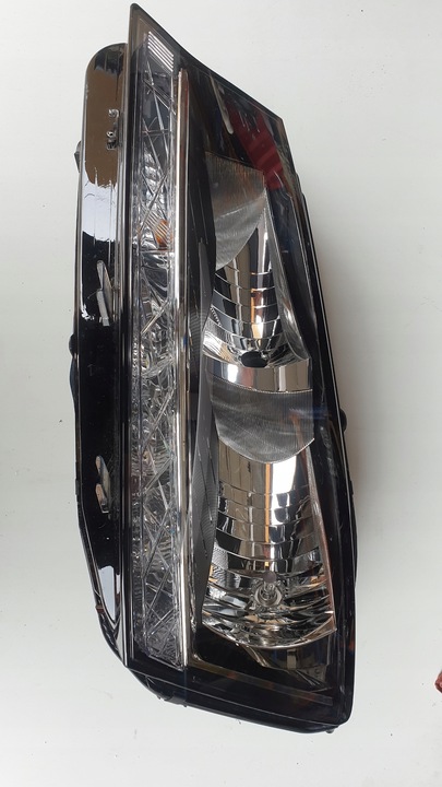 фото №1, Le фара led skoda fabia 6v1941015d ідеал 21r