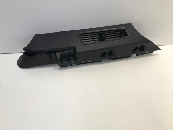 фото №1, Volvo v60 ii 2.0 t гибрид 2020 защита обшивка багажника правые зад 32239861