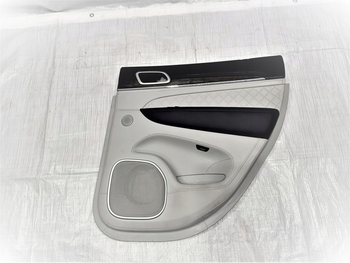 фото №1, Jeep grand cherokee wk2 боковина дверь зад правые