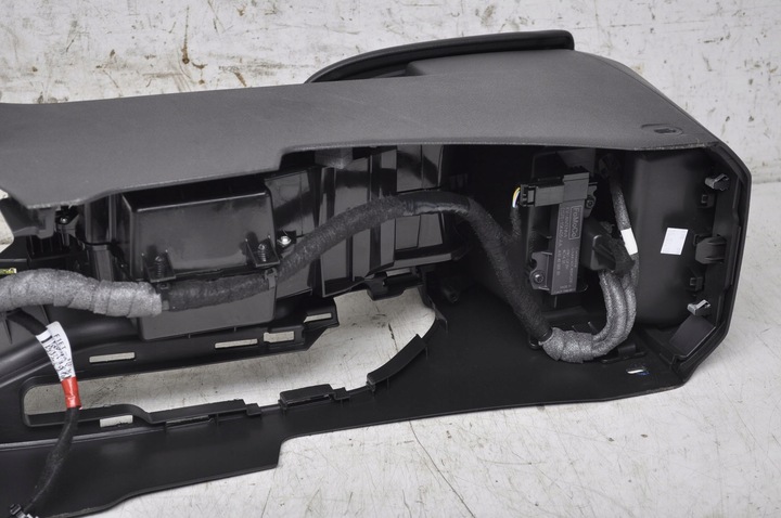 фото №13, Ford focus mk3 рестайлінг тунель середній підлокітник