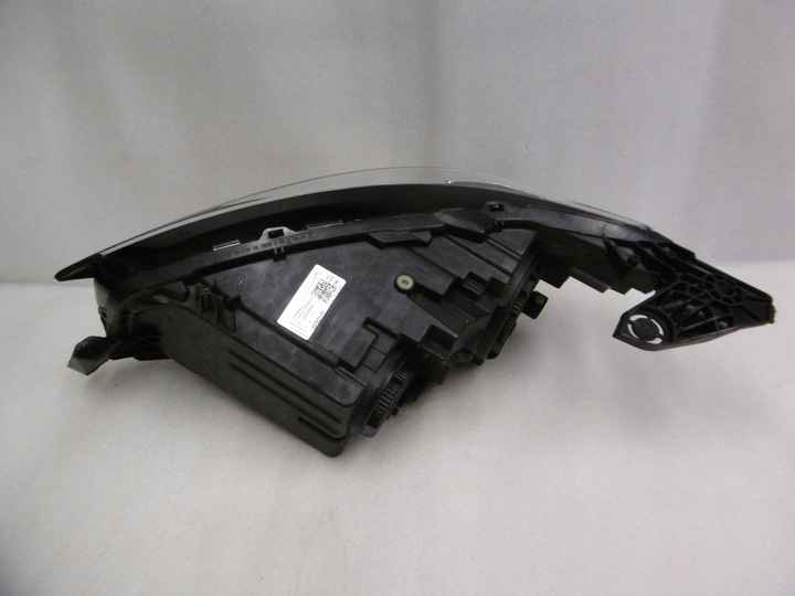 фото №8, Opel corsa f - лампа передня права