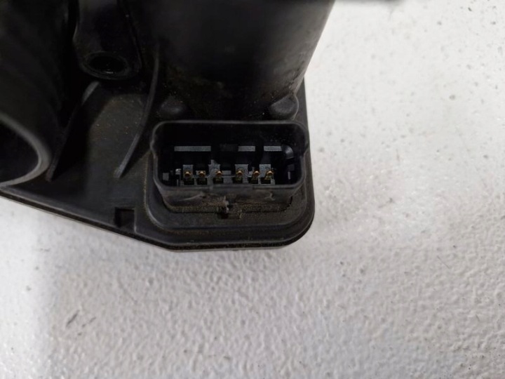 фото №8, Citroen c4 1 i peugeot 1.6 b дросельна заслінка повітря 0280750164 966180908000
