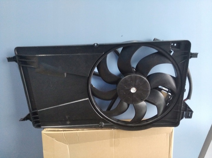 фото №3, Вентилятор радіатор volvo c30 v40 v50 1.6 2.0 04-