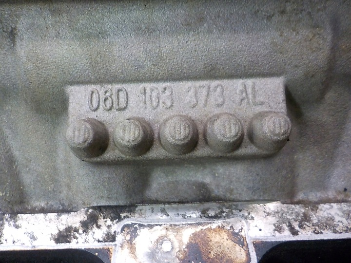 фото №10, Vw audi a4 b6 a3 8p 2.0 fsi головка двигуна 06d103373al