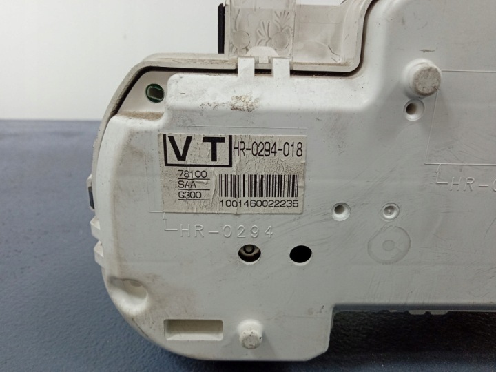 фото №5, Honda jazz ii 1.4 панель приборов eu 78100saag300