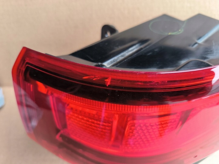 фото №4, Jeep grand cherokee wk2 рестайлінг лампа зад задня права пошкоджена