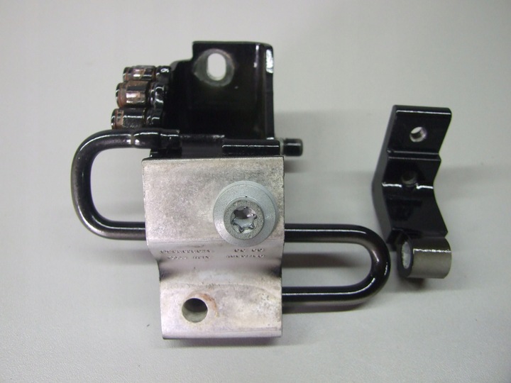 фото №1, Петлі двері лівий зад audi a8 s8 d3 4e0833411