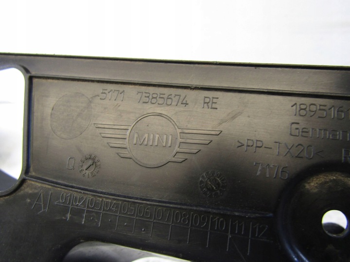 фото №9, Mini clubman f54 захист ущільнювач лампи праве зад 7385674