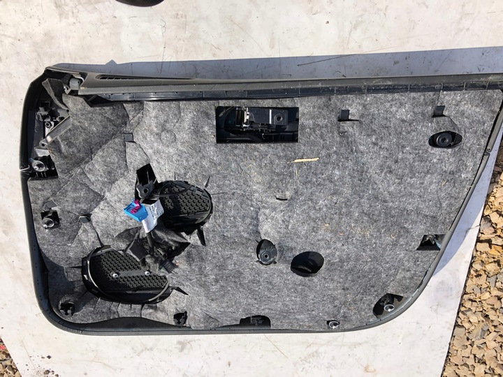 фото №3, Обивка боковина дверь левый перед audi a8 d4