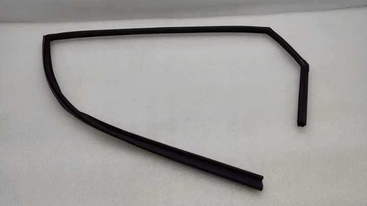 фото №1, Прокладка двері перед права hyundai tucson 83540d7000