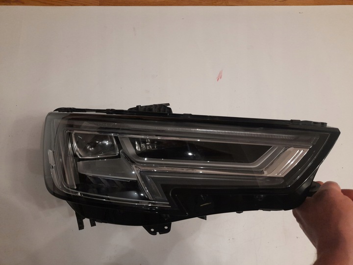 фото №11, Лампа правая audi a4 b9 полный led usa