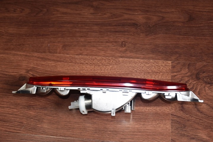 фото №15, Лампа бампера противотуманная зад peugeot 208 i eu