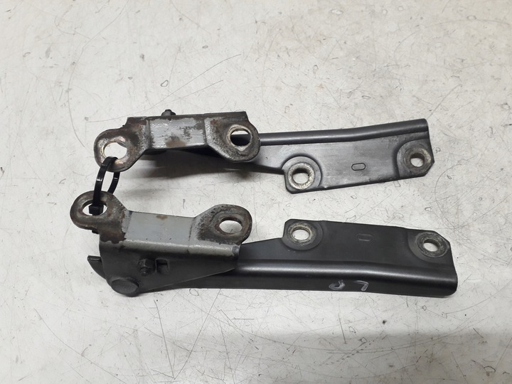 фото №1, Volvo v40 99-04 петли капота правые левый комплект