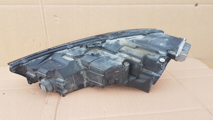фото №11, Лампа перед права audi a4 b9 повний led 8w0941034