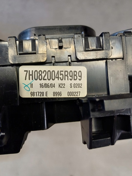 фото №9, Панель кондиционера воздуховод vw t5 2.5 tdi nr. 7h0820045r
