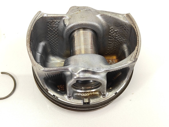 фото №9, Bmw g70 g05 g06 g07 b58 b58b30p поршень шатун 82l207 9453621 8623419